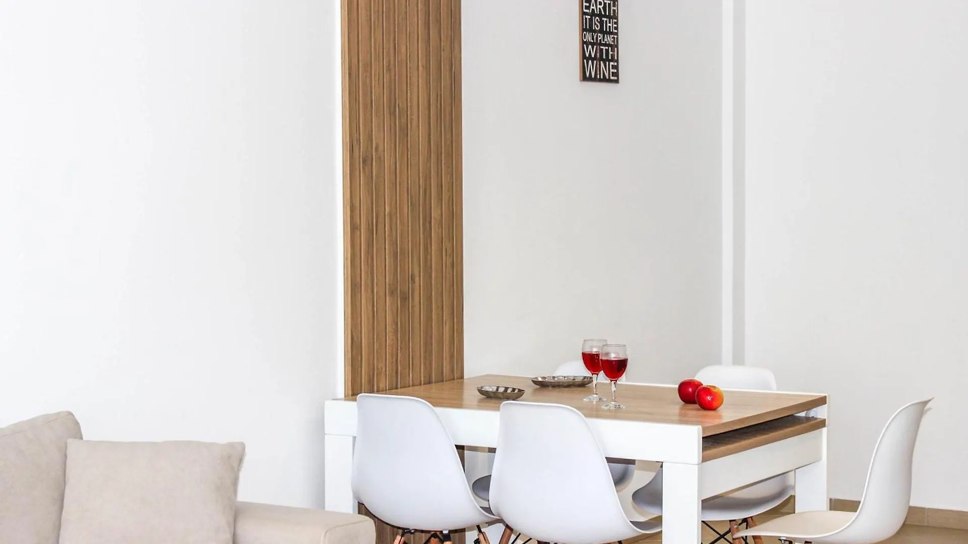 Locanda Spacious Living 828 Golem  Albania